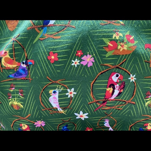 Disney Enchanted Tiki Room Spirit Jersey WDW XL - Picture 4 of 5